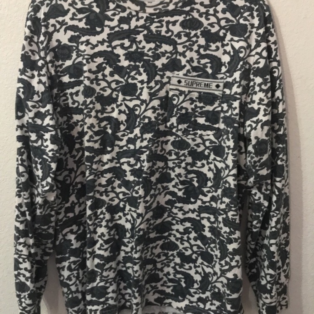 Supreme Long Sleeve Tee